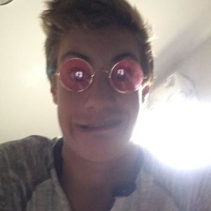 Meet your Posher, Sam